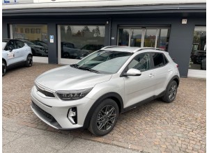 KIA STONIC BLACK EDITION  1000 BENZ MILD HYBRID 100CV KM ZERO 2025 !!!